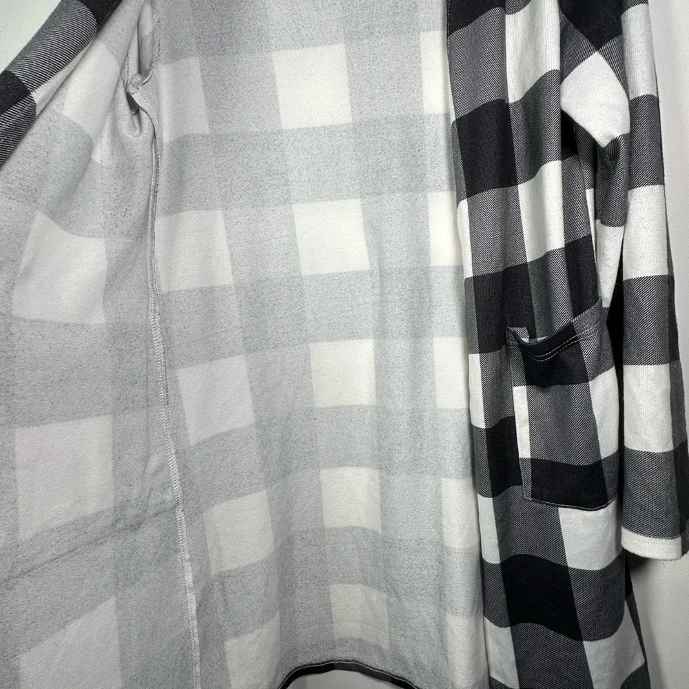 Womens Black White Buffalo Plaid Long Duster Open Cardigan Sweater Coat Jacket S